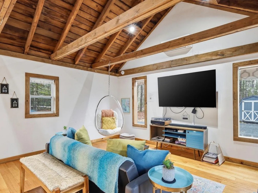 Rustic Cabin, original space